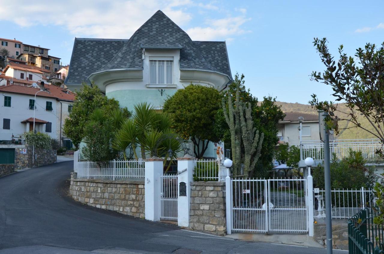 Villa La Parisienne Diano Borello Exterior foto